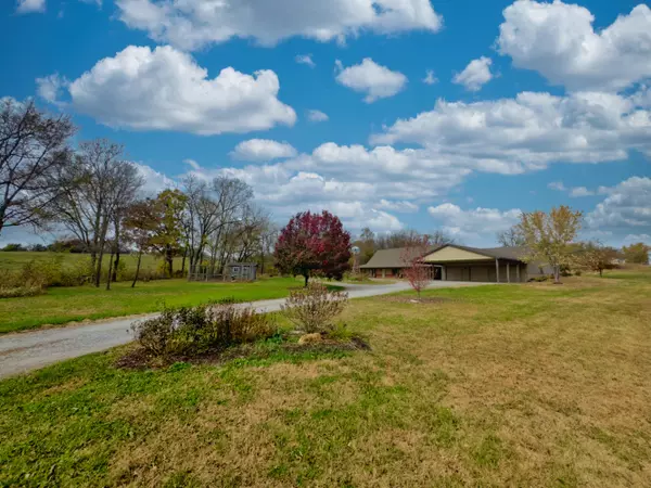 Prairie Home, MO 65068,25800 Ee hwy