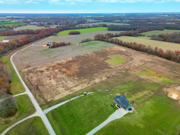 Hallsville, MO 65255,E Low crossings RD