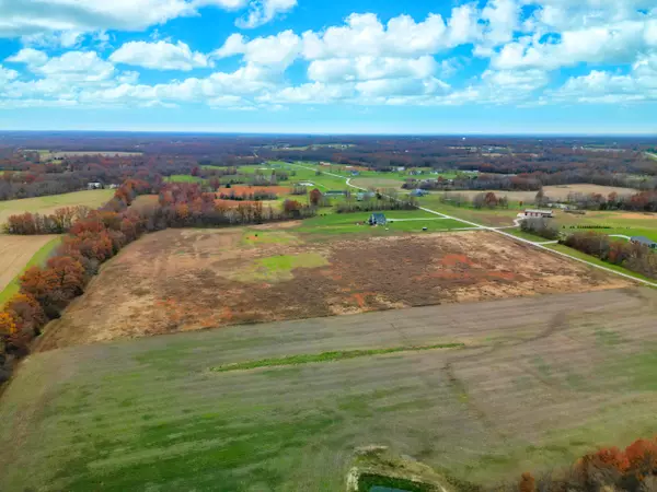 Hallsville, MO 65255,E Low crossings RD