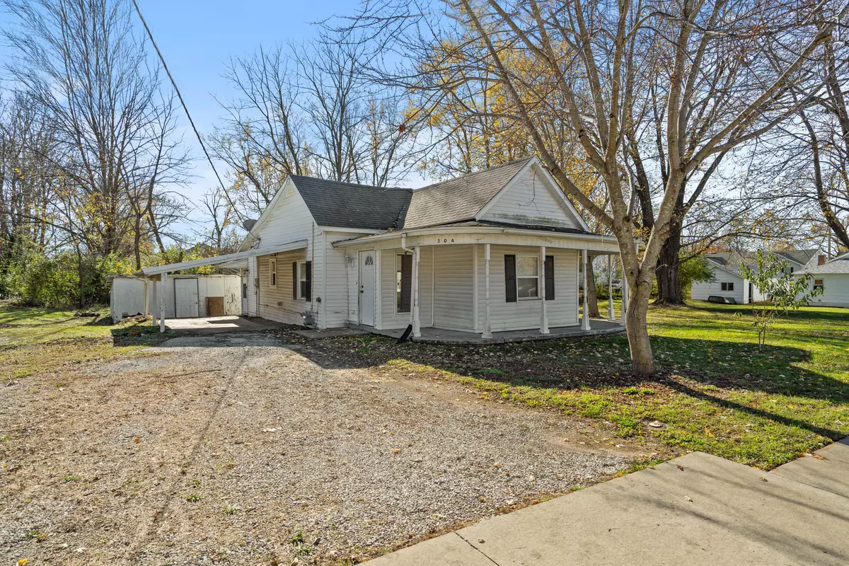 Ashland, MO 65010,304 Ash ST