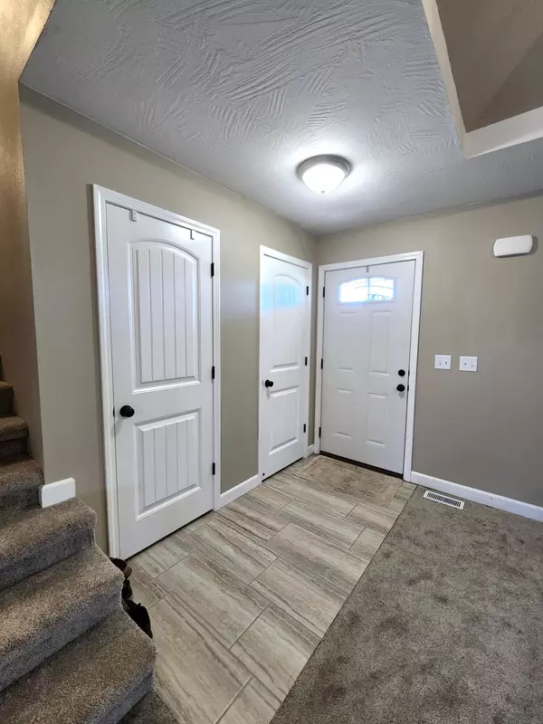 Holts Summit, MO 65043,160 Saturn CT