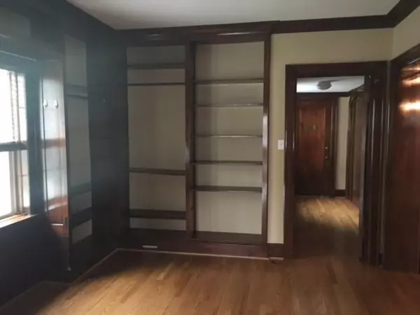 Columbia, MO 65201,1121 Ashland RD #1