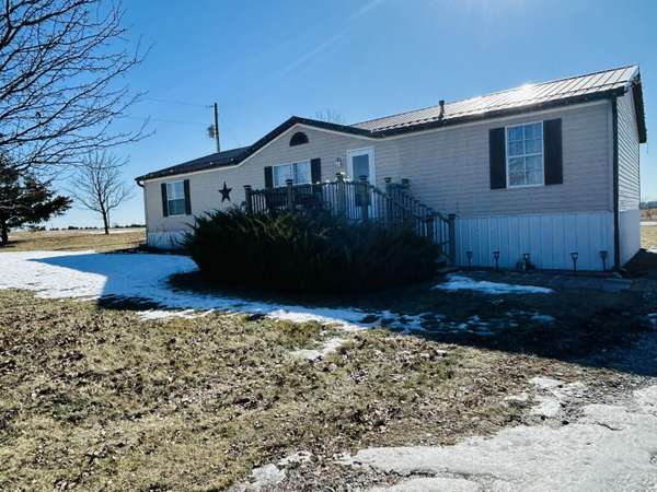 156 County road 108, Harrisburg, MO 65248