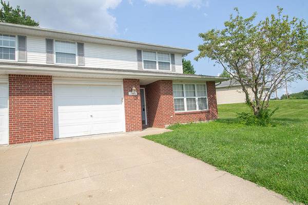 5003 W Millbrook DR, Columbia, MO 65203