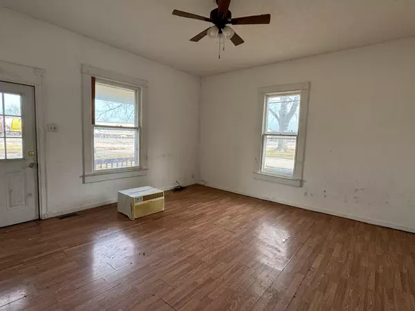 Moberly, MO 65270,1100 Quinn ST