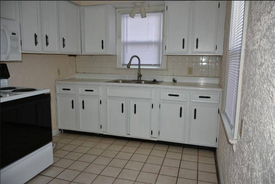 Columbia, MO 65203,1105 Jewell AVE