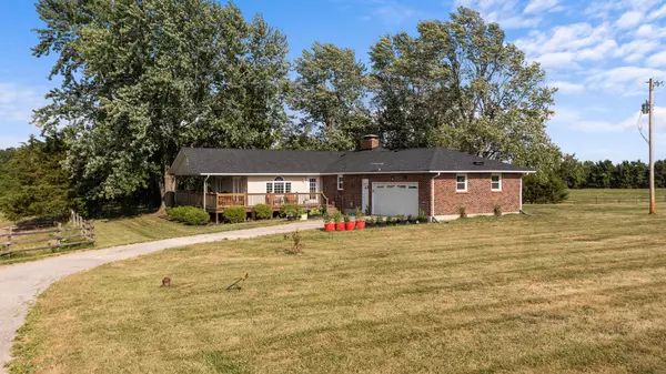 Williamsburg, MO 63388,10221 County road 152