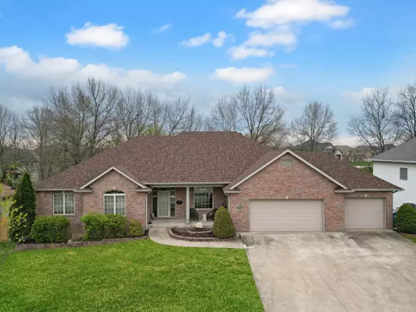 Ashland, MO 65010,402 Redwing DR