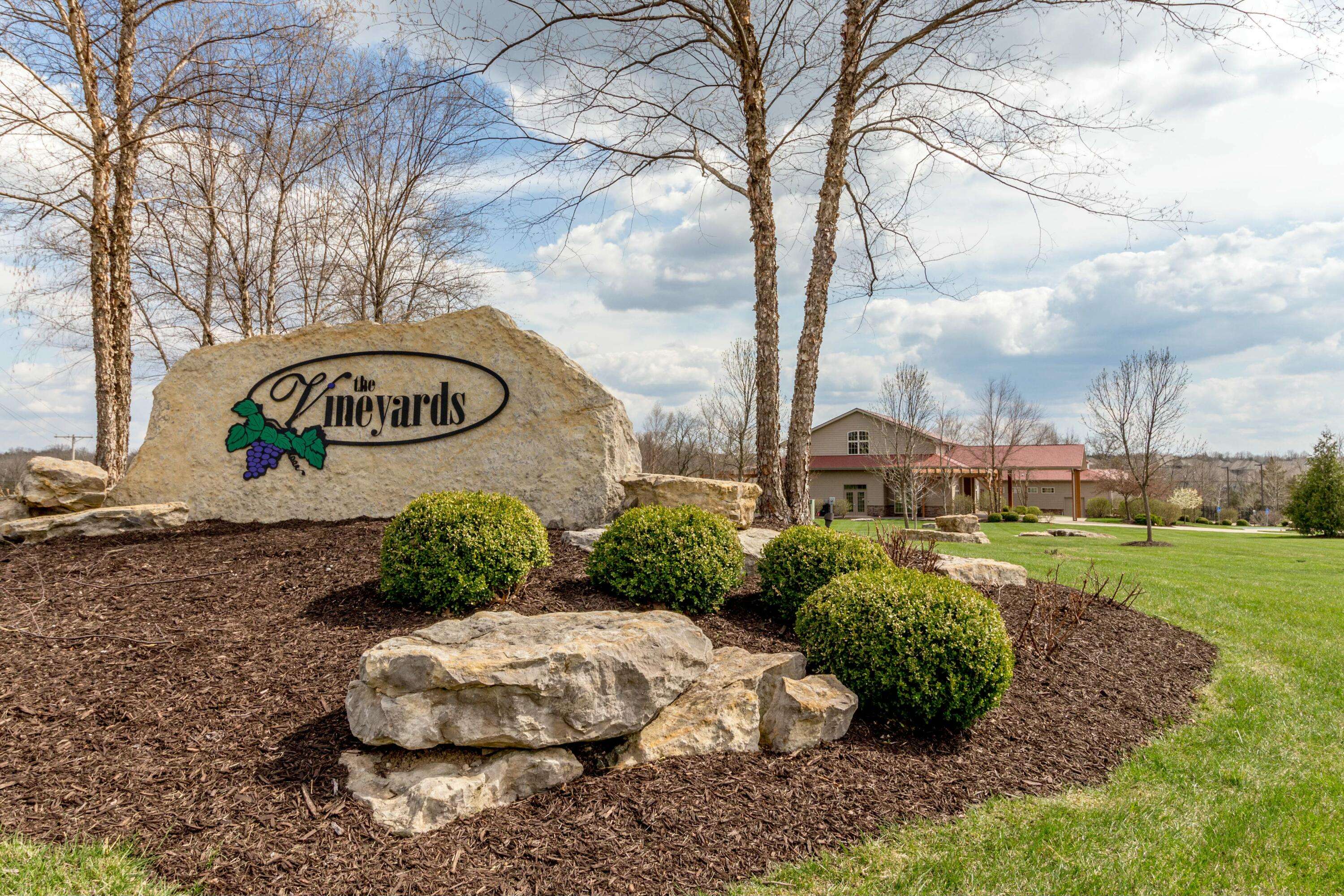 Columbia, MO 65201,1820 Dumas DR