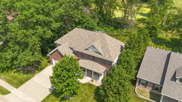 Moberly, MO 65270,901 Fox run