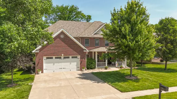 Moberly, MO 65270,901 Fox run