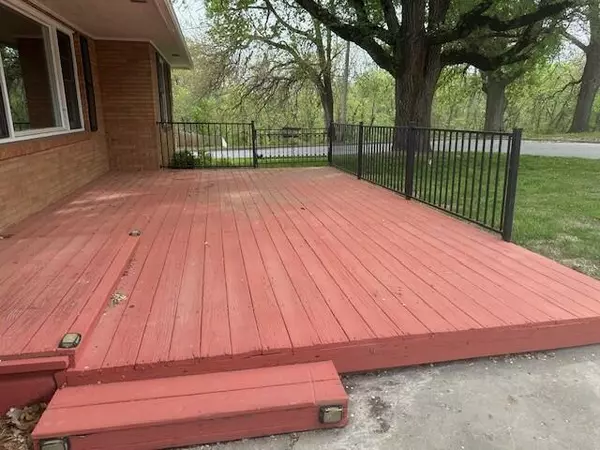 Boonville, MO 65233,7 Boller DR