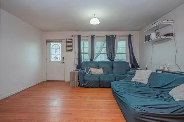 Moberly, MO 65270,605 Shumate AVE