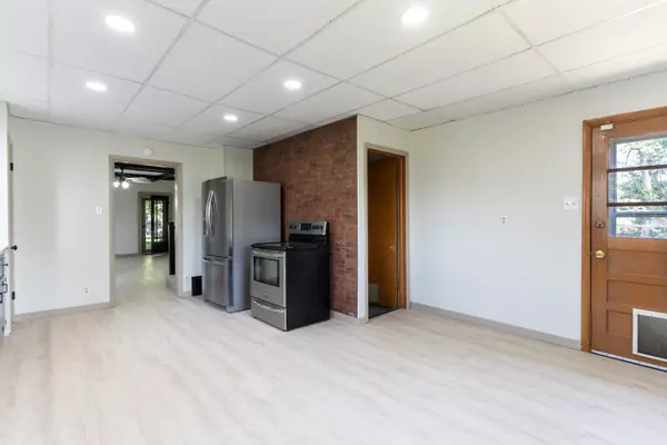 Moberly, MO 65270,516 Barrow ST