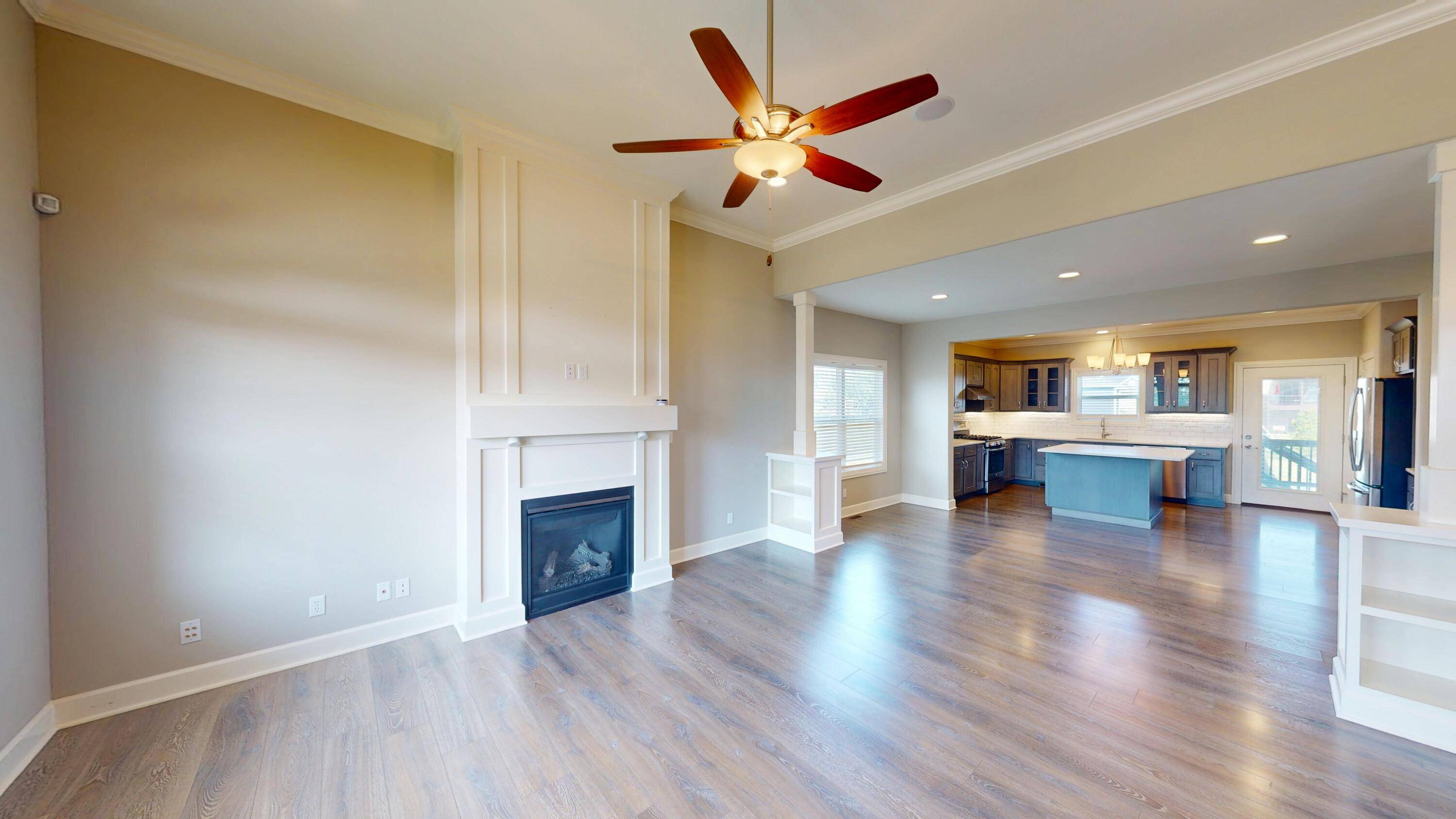 5492 Diversey RDG, Columbia, MO 65203