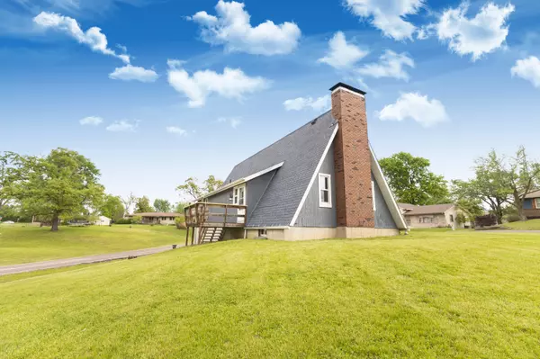 Moberly, MO 65270,208 Edgewood TERR