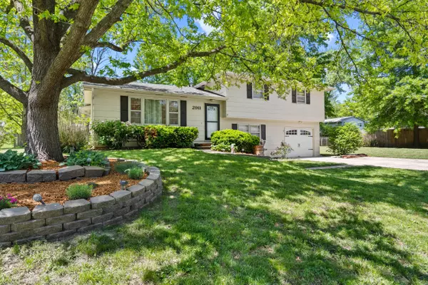2911 E Henley DR, Columbia, MO 65202