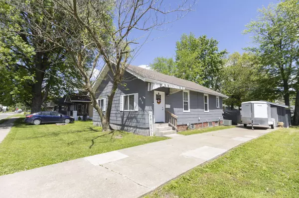 616 Monroe AVE, Moberly, MO 65270