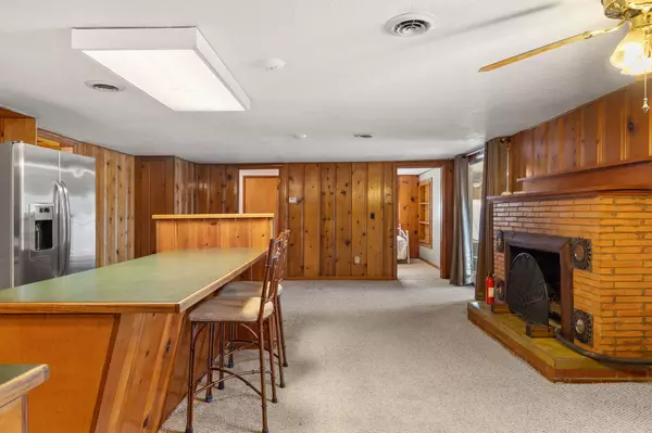 Versailles, MO 65084,24671 Gardner RD