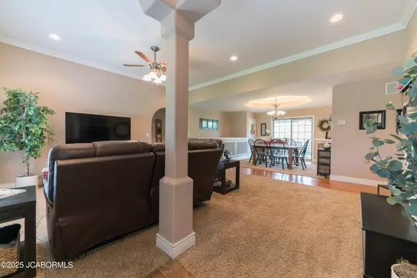 Holts Summit, MO 65043,1200 Choctaw ridge DR