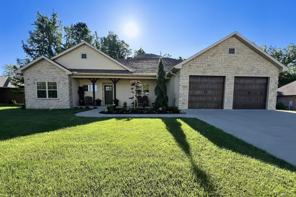 800 Oregon trail, Boonville, MO 65233