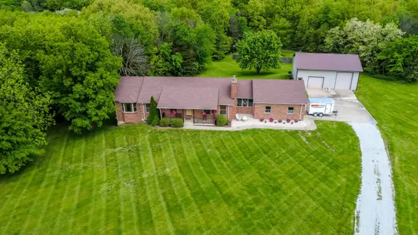 1820 N Hemlock ridge RD, Rocheport, MO 65279