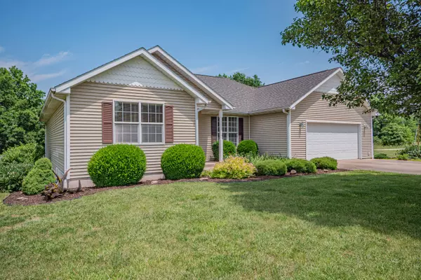 1556 County road 2375, Moberly, MO 65270