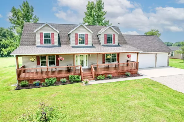 11100 E J b LN, Hallsville, MO 65255