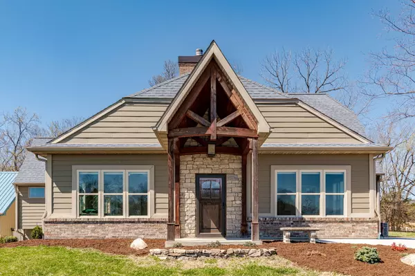 Rocheport, MO 65279,8900 W Graham RD