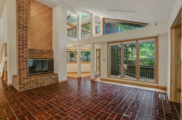 Columbia, MO 65203,1424 Bradford DR