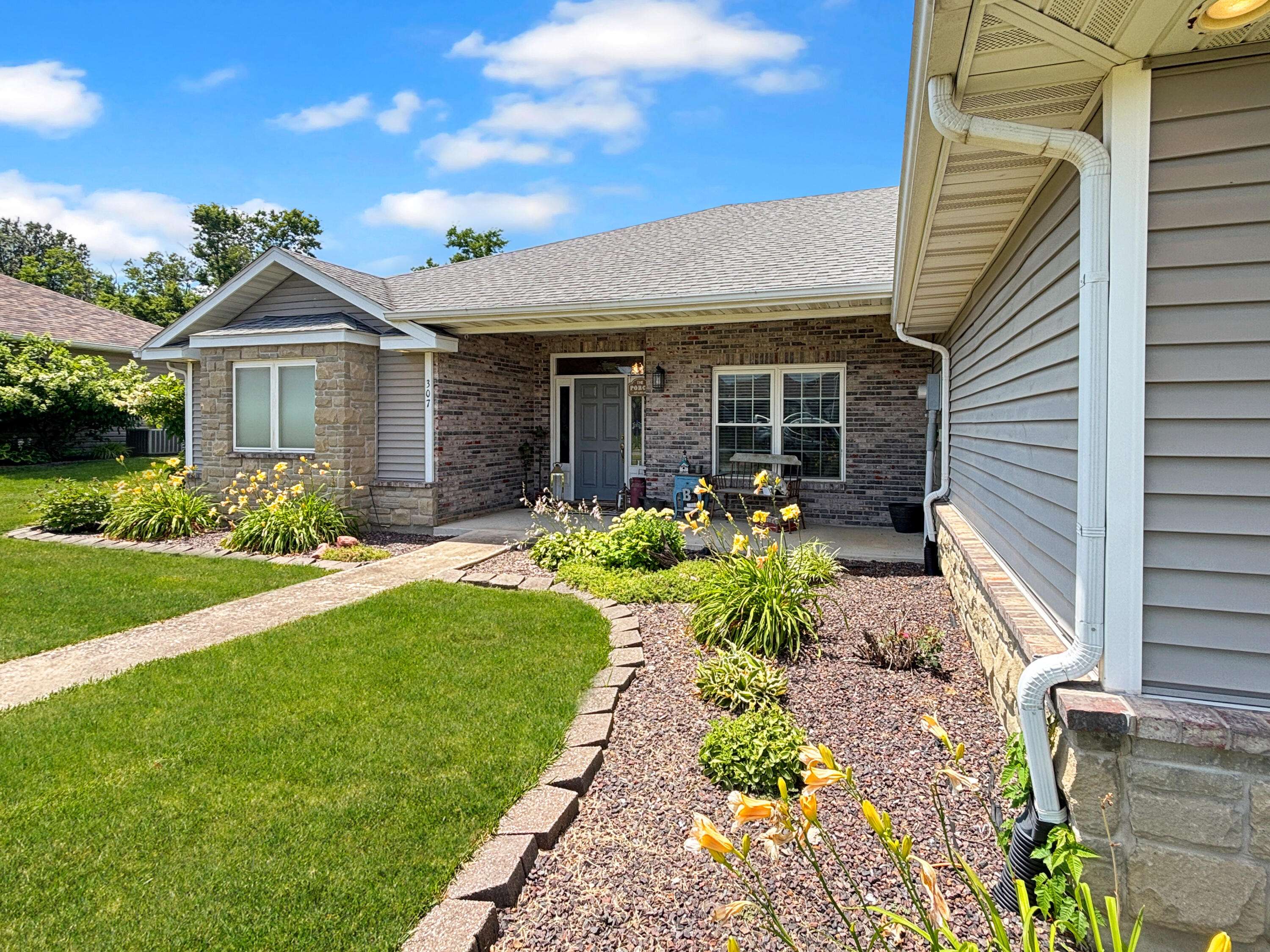 307 Jameson DR, Ashland, MO 65010