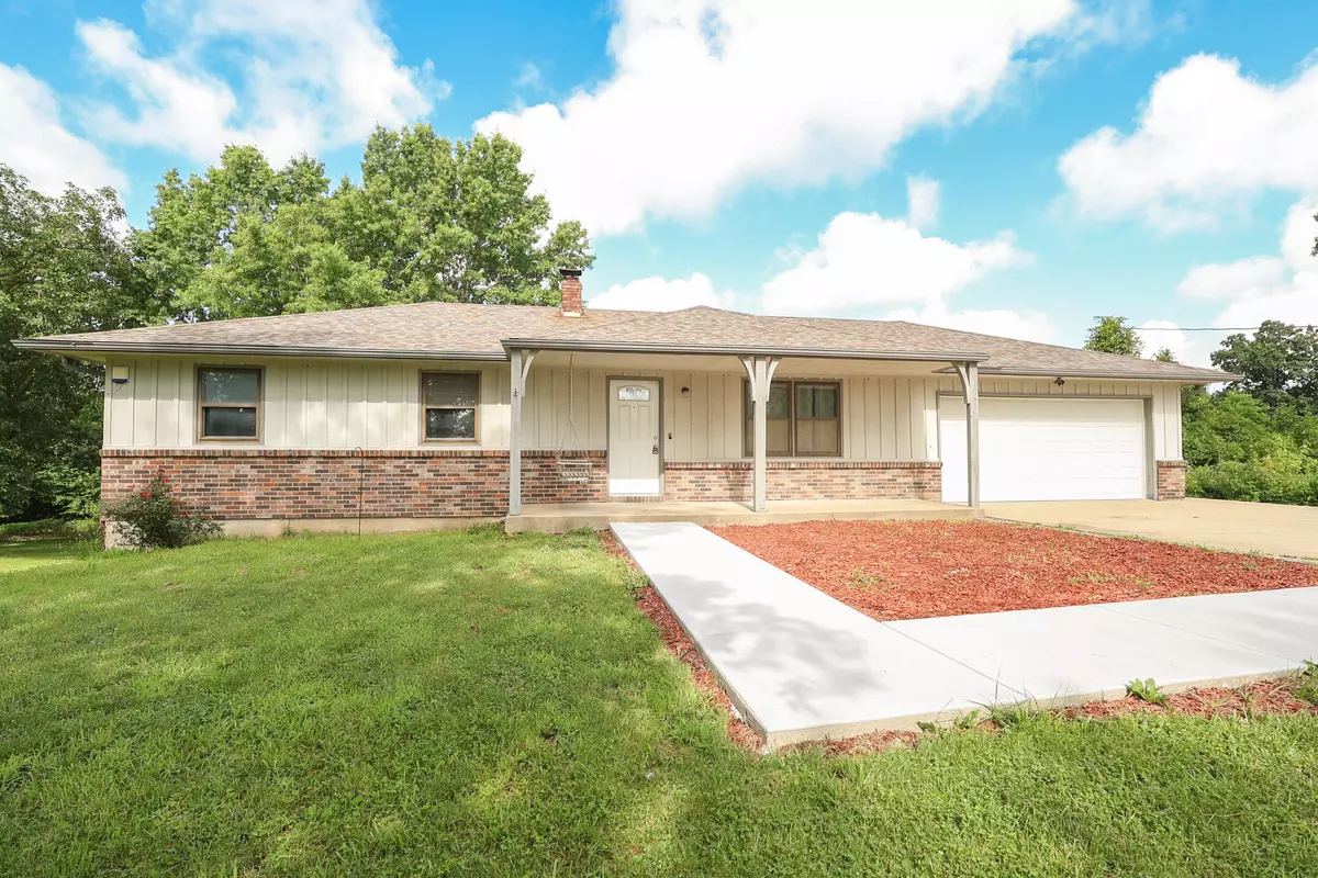 Moberly, MO 65270,1141 County road 2360