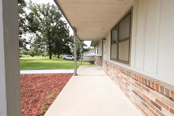 Moberly, MO 65270,1141 County road 2360