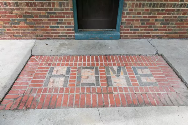 Boonville, MO 65233,18 Riverside DR