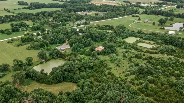 Fulton, MO 65251,7512 County road