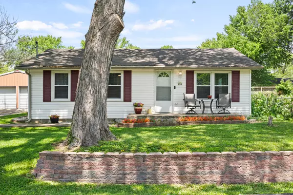 105 W Johnson AVE, Ashland, MO 65010