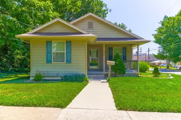 Columbia, MO 65201,401 Hickman AVE