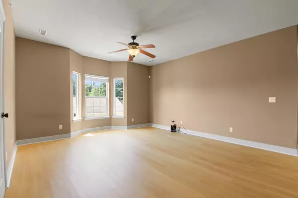 Columbia, MO 65201,5315 Pebble beach DR #201