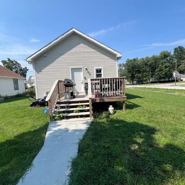 Moberly, MO 65270,320 E Carpenter ST