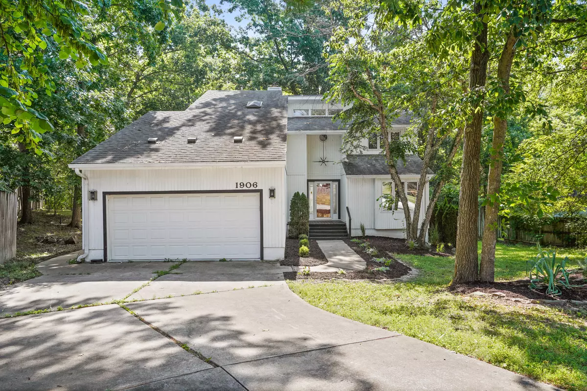 Columbia, MO 65203,1906 Grant LN