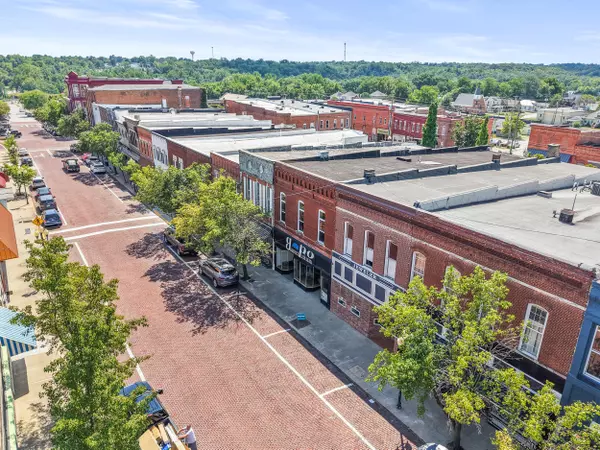 Fulton, MO 65251,525 Court ST