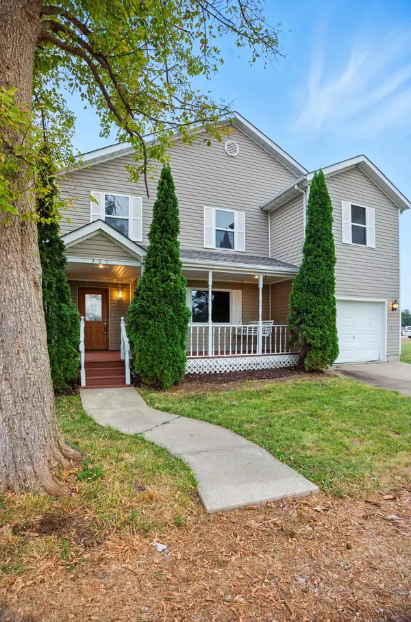 305 Jefferson ST, Macon, MO 63552