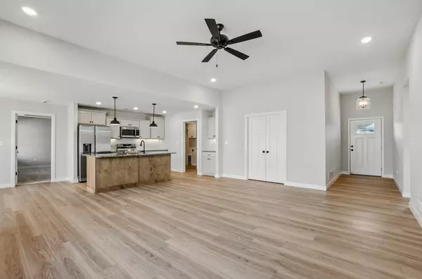 Ashland, MO 65010,15335 Amendment RD