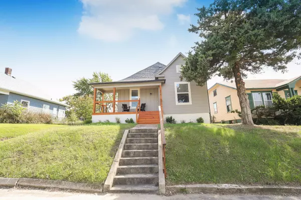 1204 Fisk AVE, Moberly, MO 65270