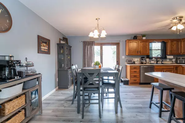 Jefferson City, MO 65109,2707 Renns lake RD