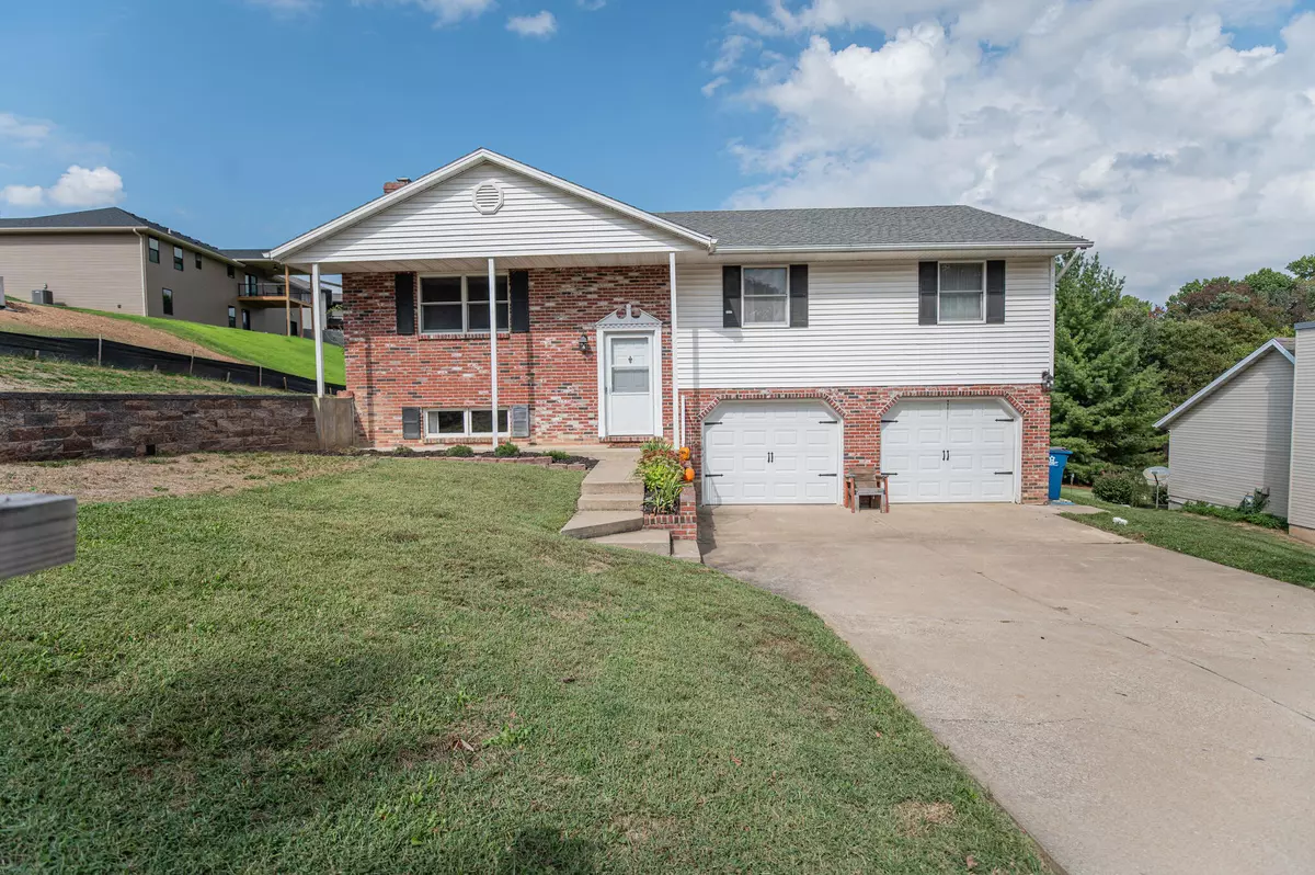 Jefferson City, MO 65109,2707 Renns lake RD