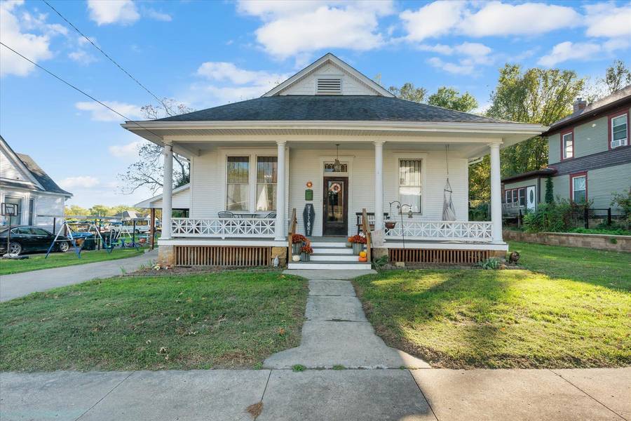 6 E 8th ST, Fulton, MO 65251