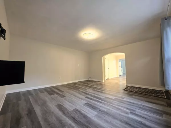 Fulton, MO 65251,619 7th ST