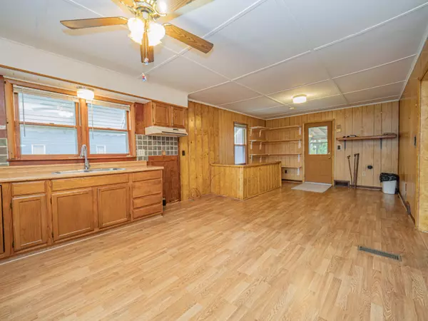 Moberly, MO 65270,601 Taylor ST