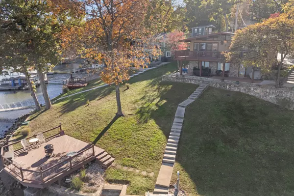 Sunrise Beach, MO 65079,74 Bald eagle RD